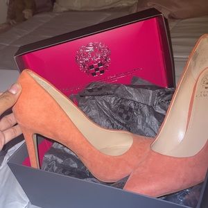 Vince Camuto Peach Suede Heels. In brand new condition; never been worn.